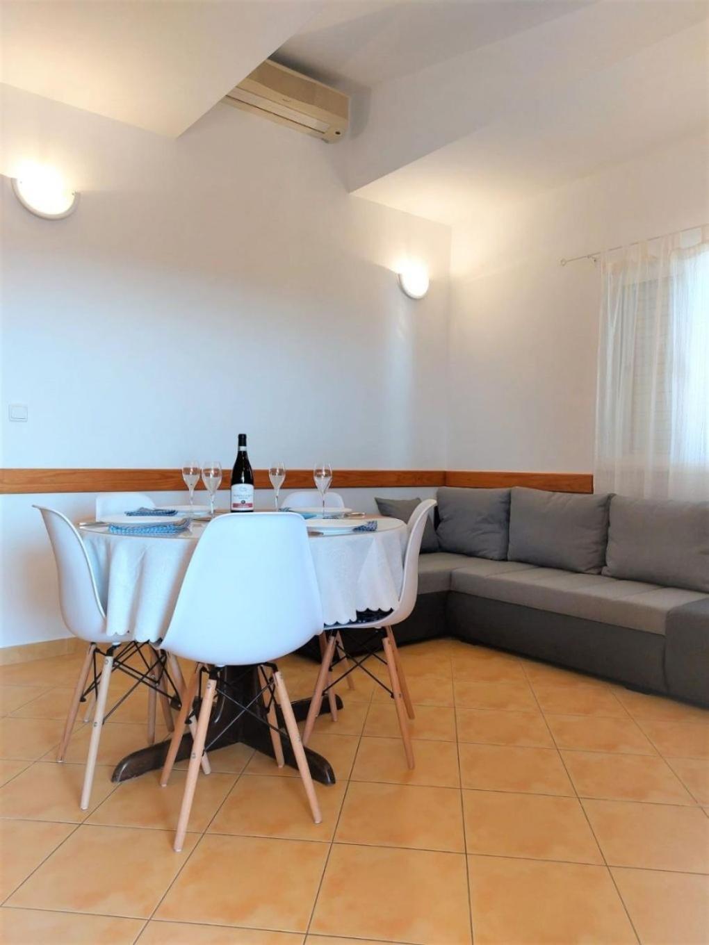 Apartment Jera *